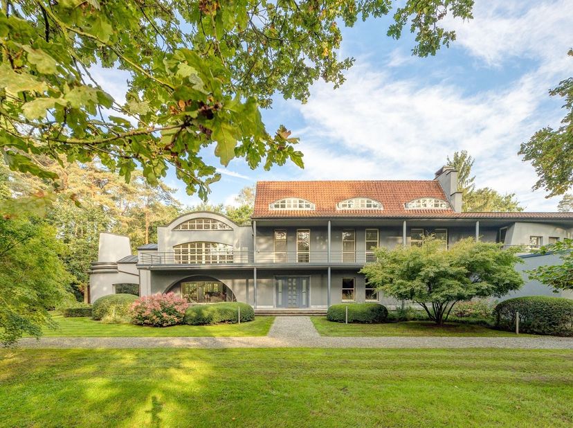 Huis te koop in Azalealaan 25,
                    2970 Schilde
