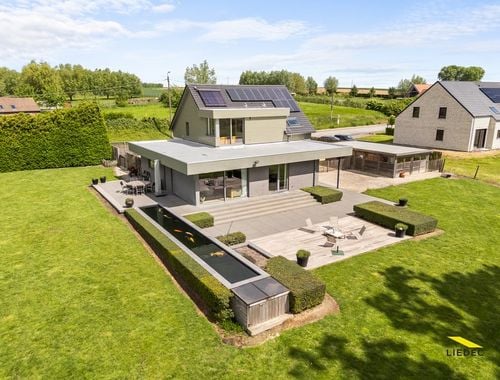                                         Villa te koop in Zottegem, € 695.000

