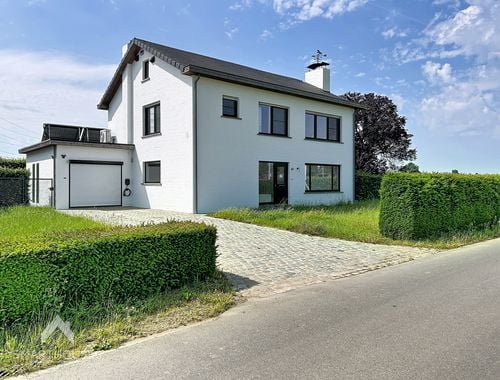                                         Gemengd gebruik te koop in Ranst, € 1.125.000

