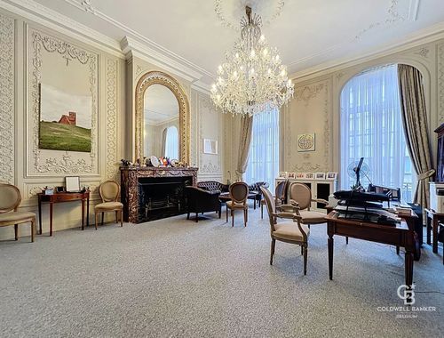                                         Bureaux à vendre à Bruxelles, € 1.950.000
