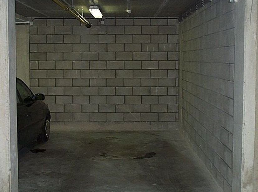 Garage te huur in Autostandplaats 3 - Marktstraat 30,
                    8870 Izegem