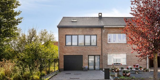 Huis te koop in Hoevelaan 3, 2570 Duffel