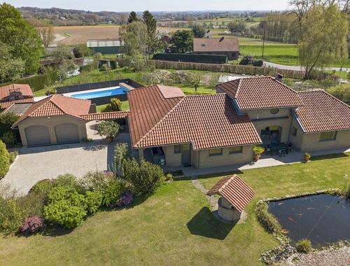                                         Maison à vendre à Flobecq, € 859.000
