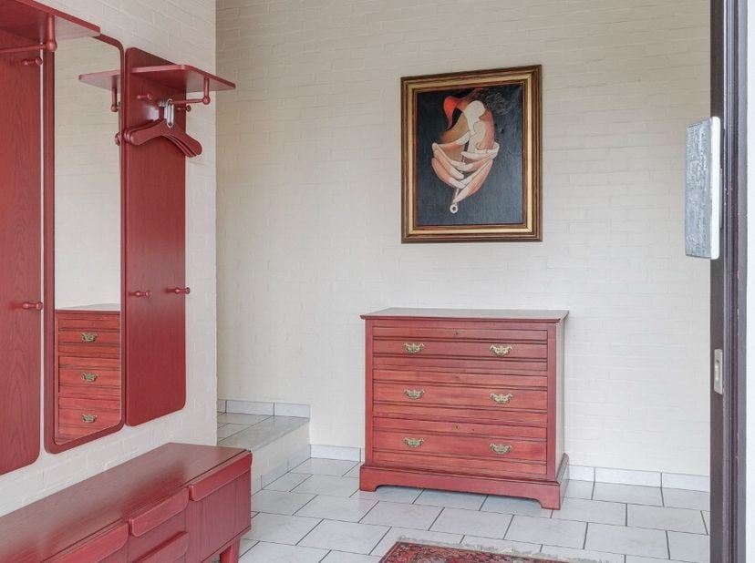 [[ DIT PAND NEEMT DEEL AAN DE ERA OPEN HUIZEN DAG OP 13/6 VAN 14:30 TOT 15:30 ]] Bent u op zoek naar een ruime en veelzijdige woning in een groene, ru