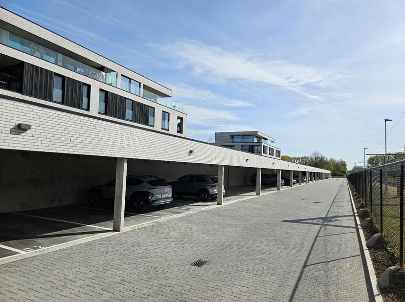 Garage à vendre
                    à 8570 Vichte