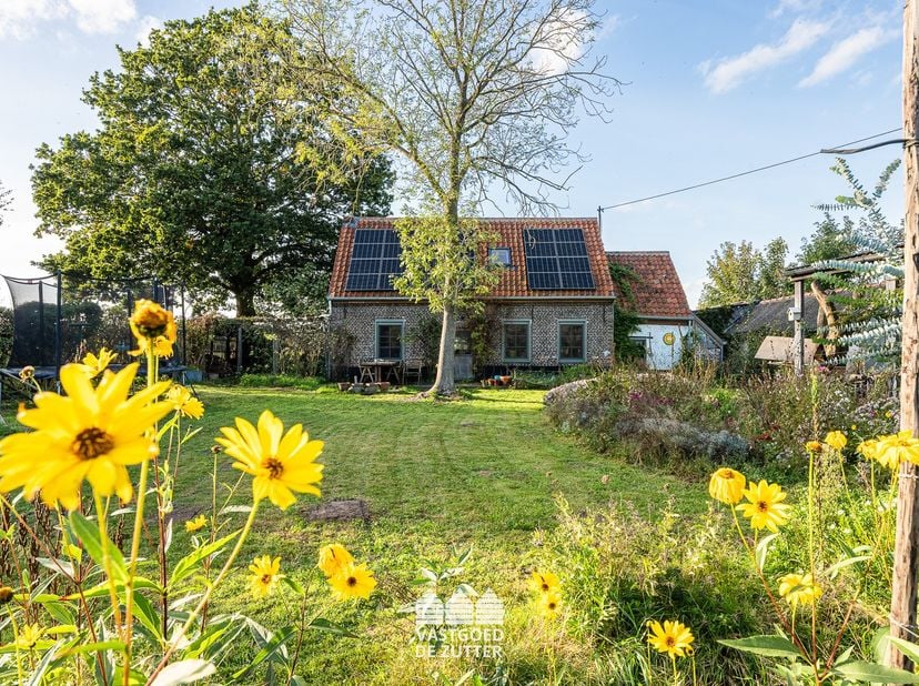 Huis te koop in Mandeweg 18,
                    9982 Sint-Jan-in-Eremo
