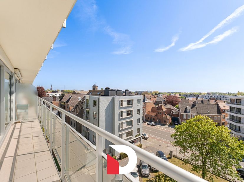 Appartement à vendre
                    à 8200 Sint-Andries