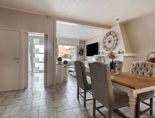                                         Maison à vendre à Baasrode, € 319.000
