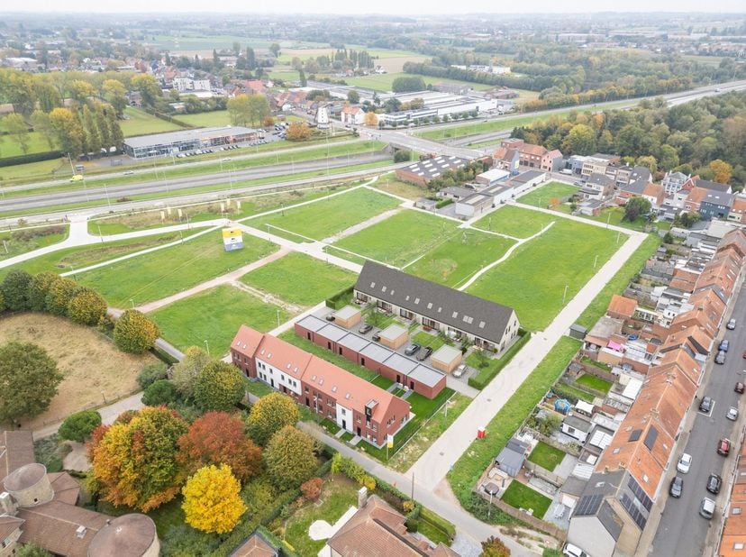 Project in Kortrijkstraat 358,
                    8930 Menen