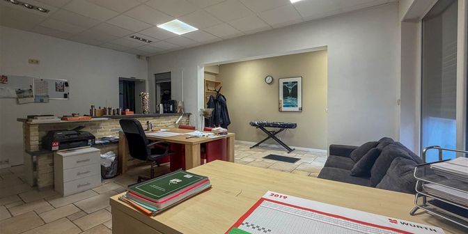Bien professionnel à louer à Chaussée d'Audenarde 373, 7742 Hérinnes