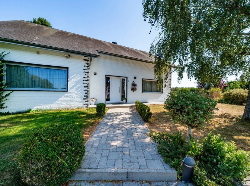 Huis te koop
                    in 6460 Chimay