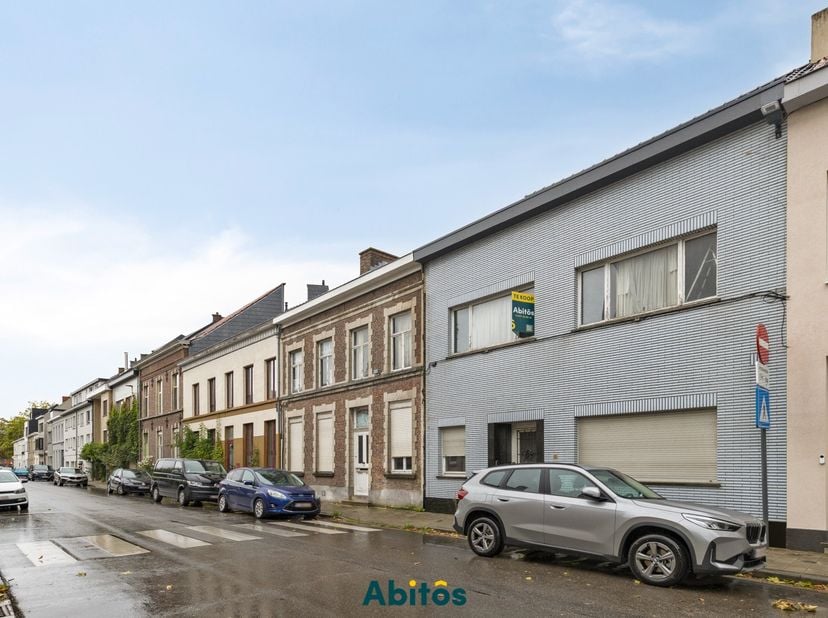 Huis te koop in Ekkergemstraat 91,
                    9000 Gent