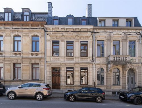                                         Woning te koop in Arlon, € 585.000
