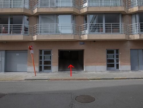                                         Place de stationnement à vendre à Heist-aan-Zee, € 65.000
