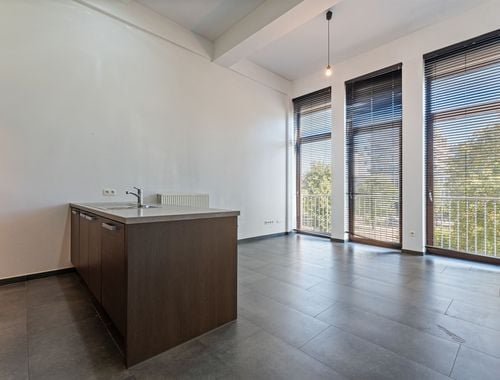                                         Appartement à louer à Antwerpen, € 950

