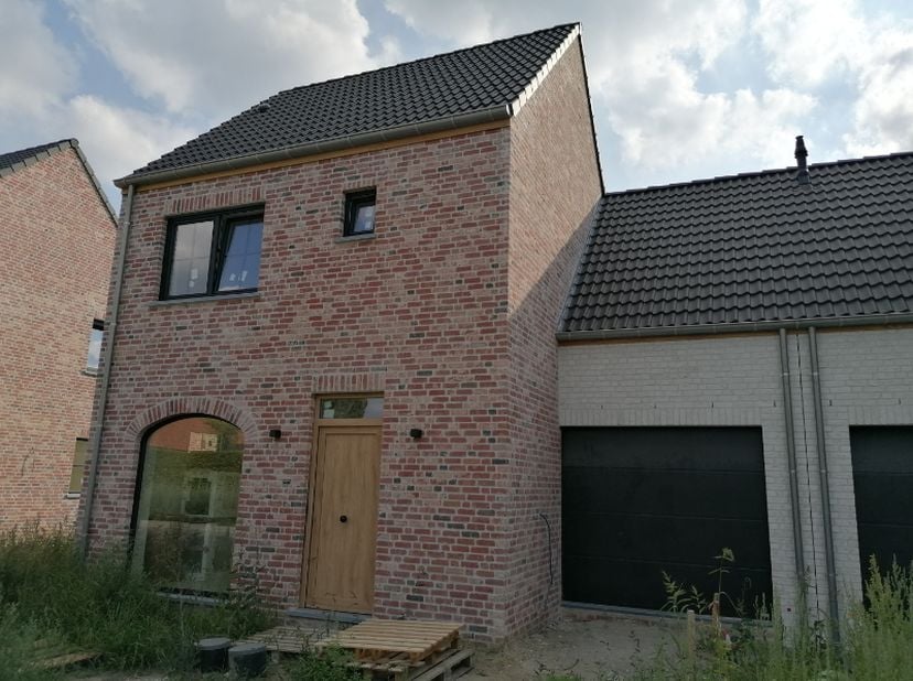Huis te koop in ,
                    9880 Aalter