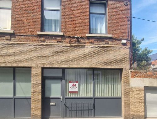                                         Gelijkvloers app. te huur in Marchienne-au-Pont, € 650
