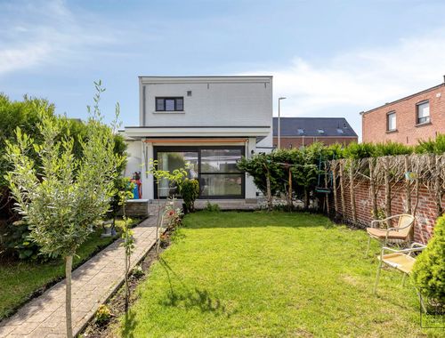                                         Eengezinswoning te koop in Oelegem, € 479.000
