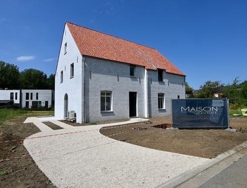                                         Eengezinswoning te koop in Nijlen, € 465.000
