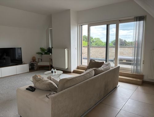                                         Appartement te huur in Eeklo, € 875

