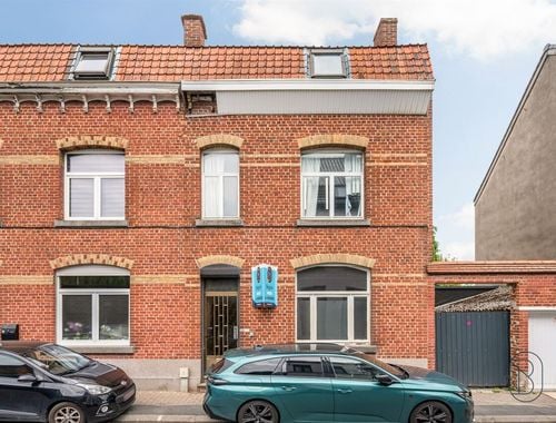                                        Woning te koop in Tournai, € 139.000
