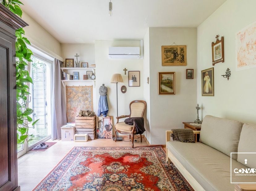 Op zoek naar een karaktervolle woning in Gent, voor eigen bewoning, studerende kinderen of als investering? Deze woning&amp;nbsp;in de Brusselsepoortstraa