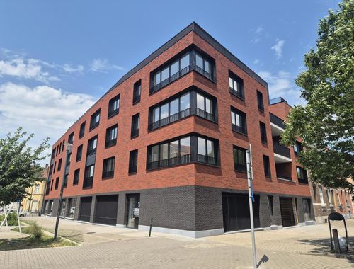                                         Penthouse à louer à Anderlecht, € 1.650
