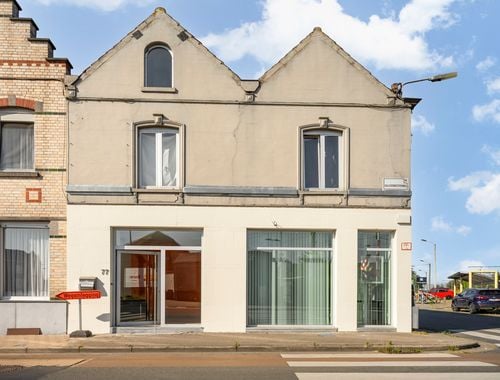                                         Commercieel Gebouw te huur in Bissegem, € 695
