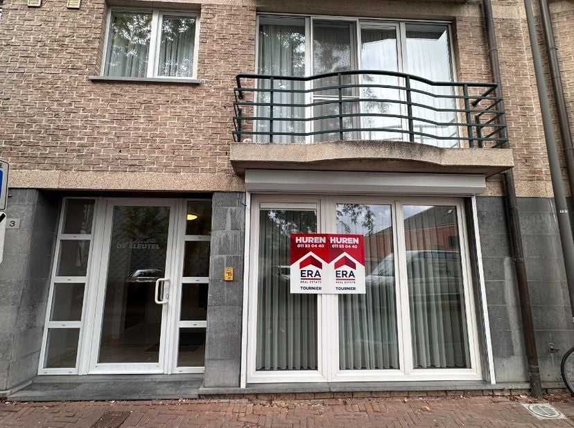 Appartement à louer
                    à 2400 Mol