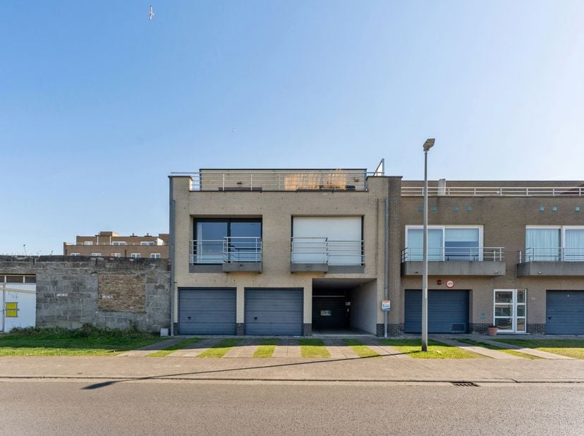 Dubbele staanplaats te koop gelegen in een residentie aan de jachthaven van Zeebrugge. Ben jij op zoek naar een tandem staanplaats contacteer makelaar