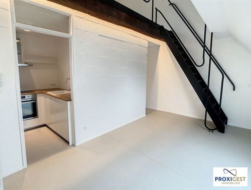                                         Appartement te huur in Namur, € 660
