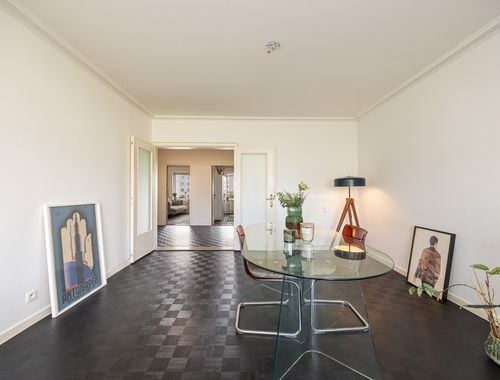                                         Appartement à vendre à Deurne, € 325.000
