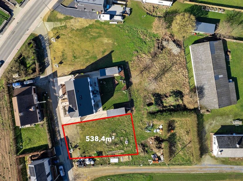 Spacieux terrain à bâtir pour construction ouverte sur un terrain de 538,4 m², situé dans un lotissement calme à Bekkevoort.<br />
Le terrain offre la