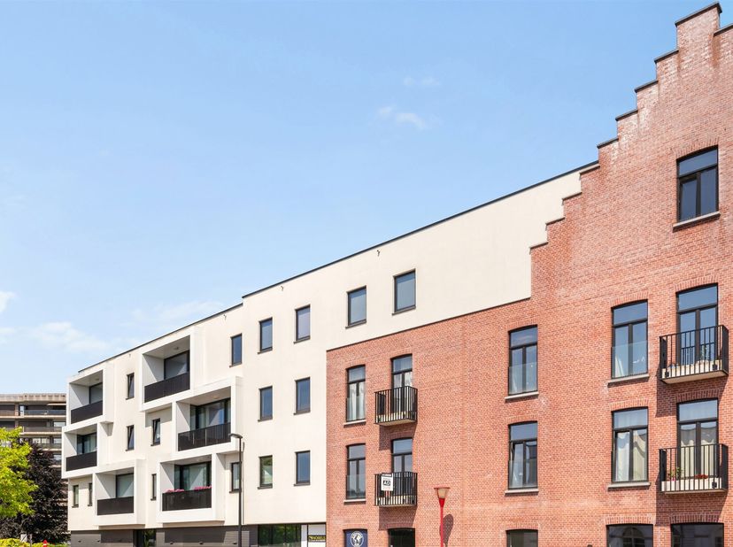 Appartement récent avec 2 chambres!<br />
<br />
Situé au troisième étage d’une résidence récente, cet appartement lumineux avec terrasse constitue