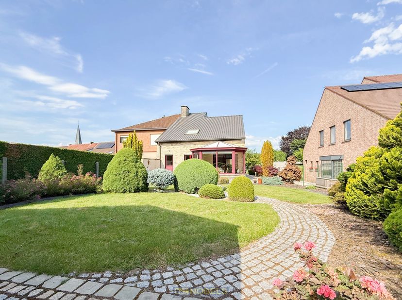 Maison à vendre
                    à 9660 Michelbeke