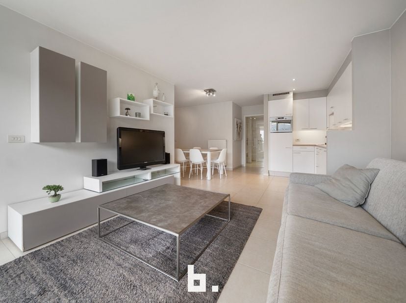 Op zoek naar een gezellige pied-à-terre, tweede verblijf of interessante investering vlak bij zee? Dit mooi en instapklaar appartement is uitstekend g