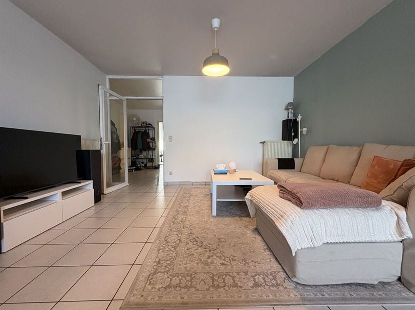 Appartement lumineux de 2 chambres à coucher avec jardin<br />
Situation : L'appartement est situé près du centre ville d'Herentals, à proximité des r