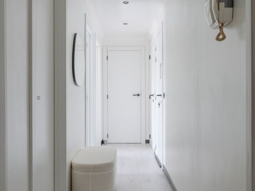 Energiezuinig (B label) en instapklaar appartement in het centrum van Genk, op wandelafstand van winkels, scholen, park en openbaar vervoer.Dit appart