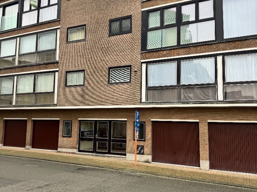 Deze charmante studio is gelegen in het bruisende Middelkerke en is ideaal voor wie op zoek is naar een gezellige thuis of tweede verblijf met alle no