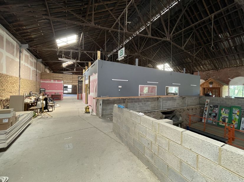 Bien professionnel à vendre à ,
                    7090 Braine-le-Comte