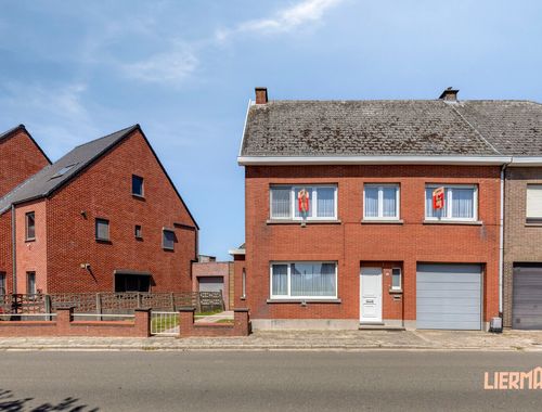                                         Maison à vendre à Sint-Lievens-Houtem, € 259.000
