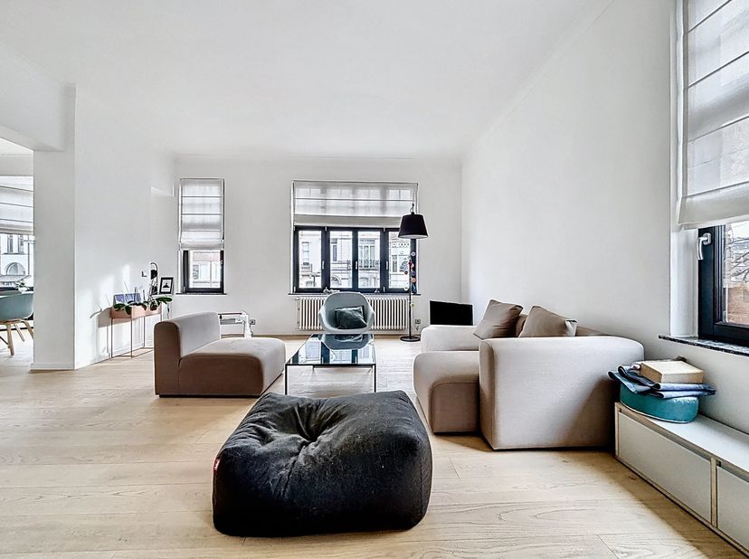 Appartement te koop in AVENUE DE LA FLORIDE 63,
                    1180 Ukkel