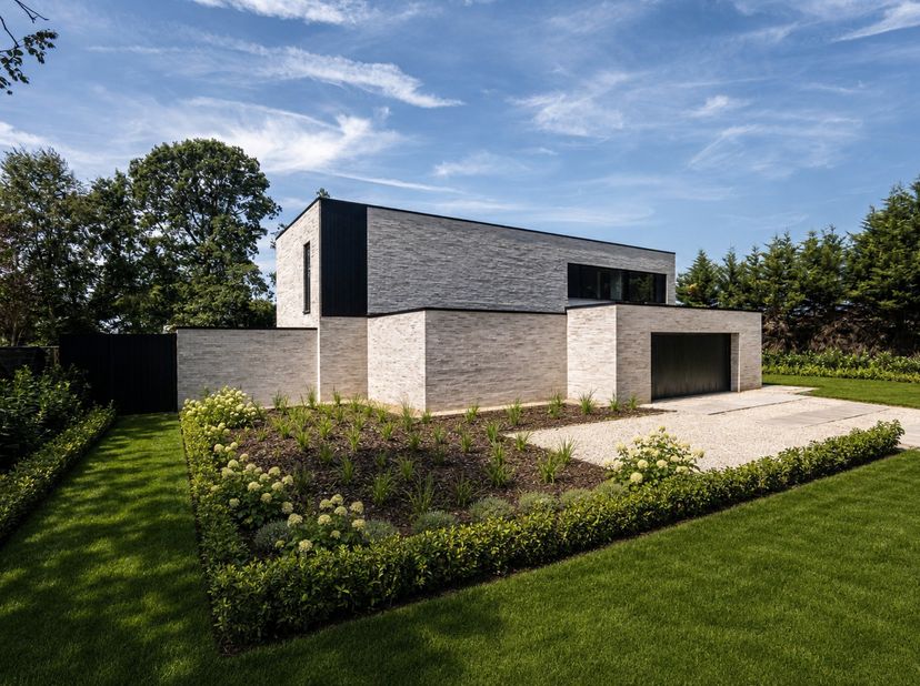 Exclusieve nieuwbouwvilla met hoogwaardige afwerking, zwembad en energielabel A in een groene omgeving nabij het centrum van Kasterlee. Op een prachti