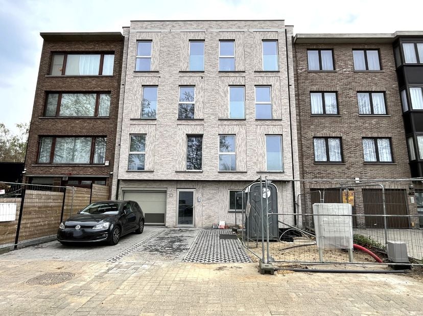 Appartement te huur in Bisschoppenhoflaan 644 bus 0001,
                    2100 Deurne