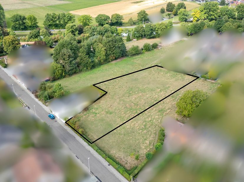 Uw bouwdroom in Maasmechelen – de droomkavel voor uw nieuwe thuis<br />
Ben je op zoek naar een uitzonderlijk perceel waar je jouw ideale woning kunt