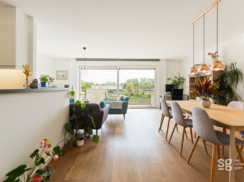 Appartement à louer à Steenweg 131a boîte 5,
                    9810 Eke