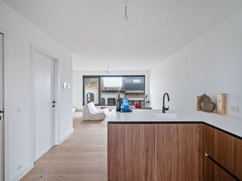 Nieuwbouw Duplex/ Penthouse met ruim terras in Centrum Lier!<br />
Op een toplocatie in het centrum van Lier, in de Antwerpsestraat, bevindt zich dit