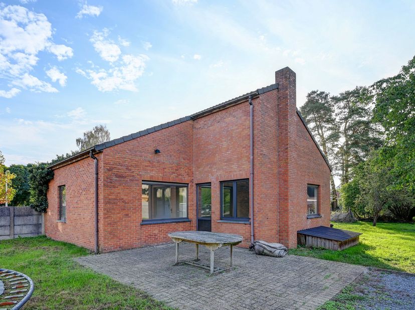 Huis te koop in Beverlo-Dorp 28 - a,
                    3581 Beverlo