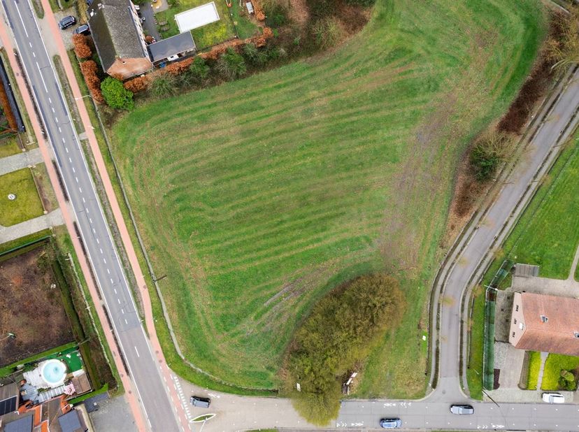 Bouwgrond in rustige en groene omgeving te koop! <br />
Op zoek naar de ideale locatie om uw droomwoning te realiseren? <br />
Deze mooie bouwgrond is