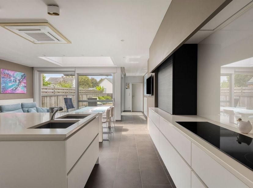 Huis te koop in Windmolenstraat 8,
                    9700 Bevere
